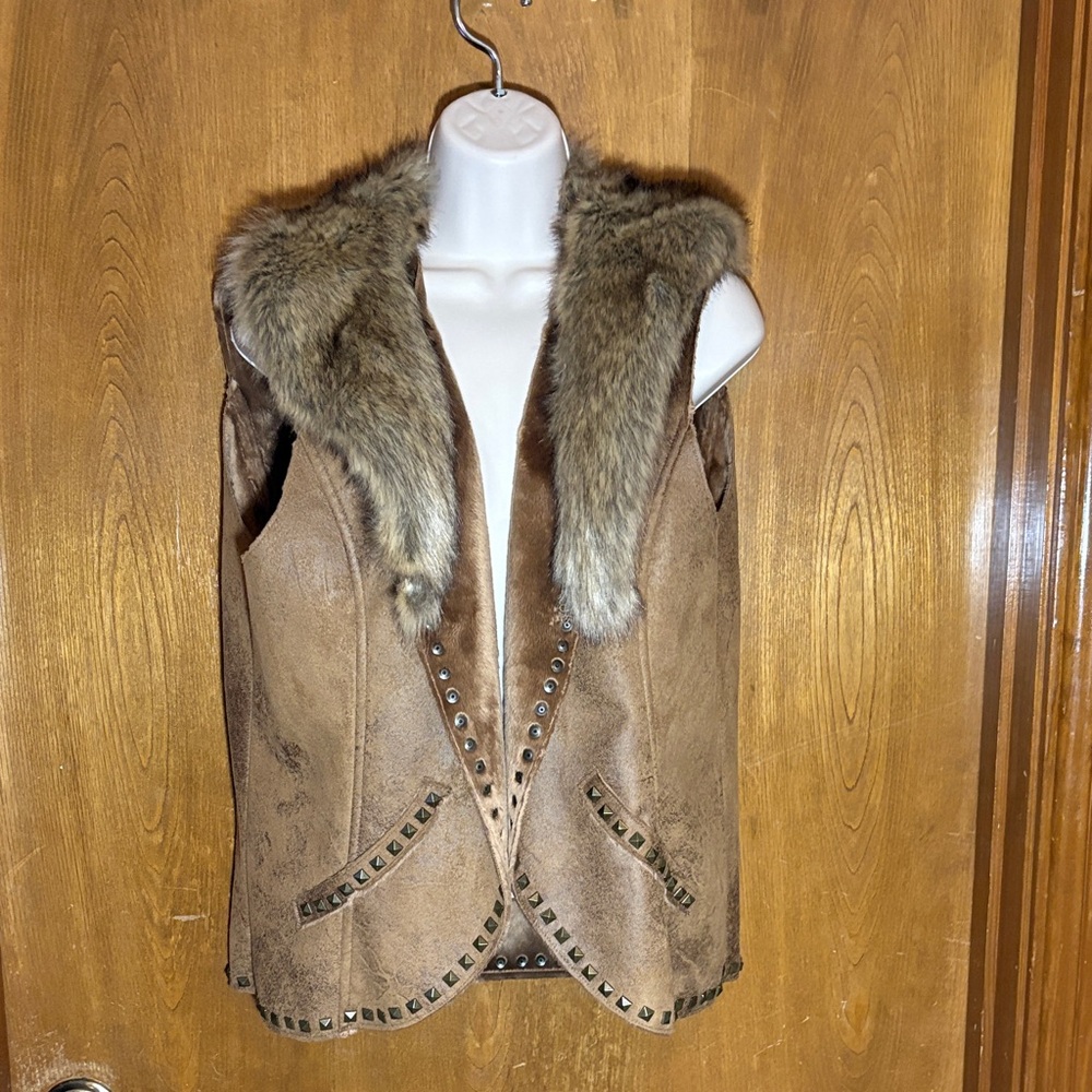 Montana Co. Brown Faux Fur Trimmed Vest
